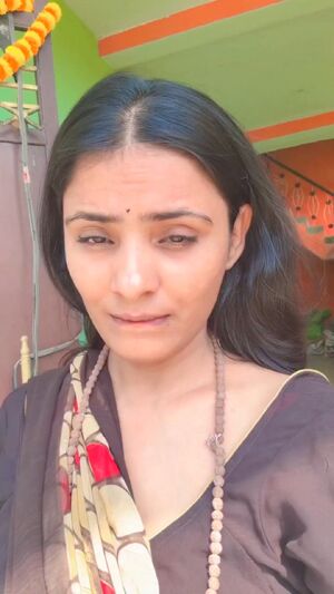 Belly Buttons Aunty Beautiful Desi Hotwife