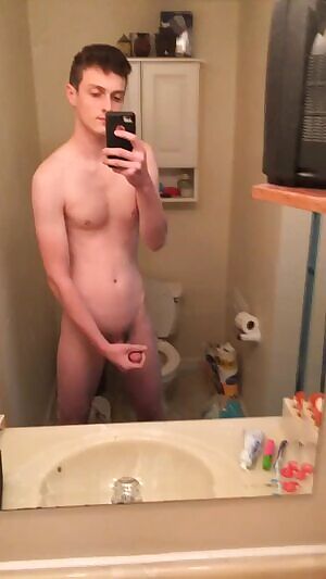 Pre shower stroking. Love those PMs, girls!