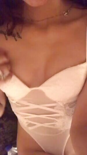 Kik me for 🔥🔥bundles