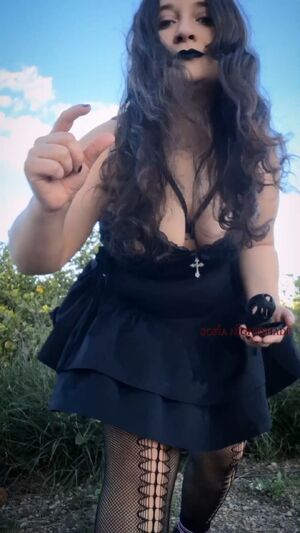 Domme Next Door Femdom Goddess SPH
