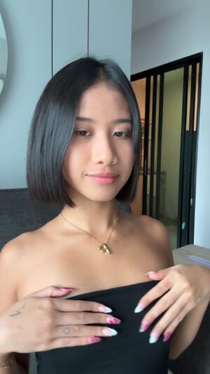 am i cute asian or hot?