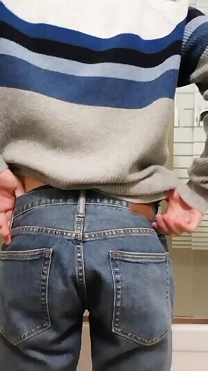 it's kinda cold here, maybe I should put my pants back on?