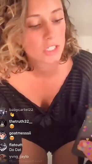 Showing her ass is real not fake