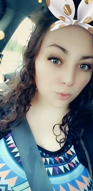 Drooly little girl 🤤💋