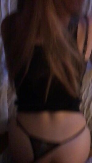 Warming her up before last night’s MFM threeway