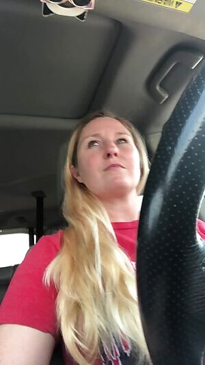Had a few requests for vids But here is a quick titty reveal RIGHT before pulling into the car rider line for kids 😈😬😈