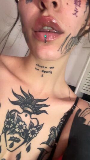 Split Tongues Braces Lips Tongue