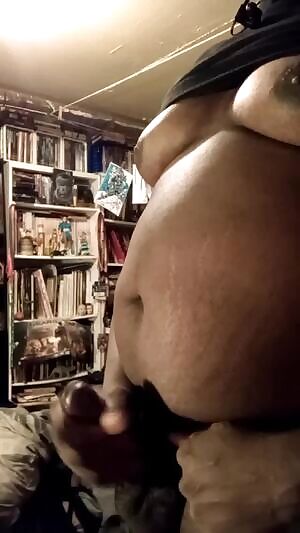 Want some? Chicago big guy here. Dms open.