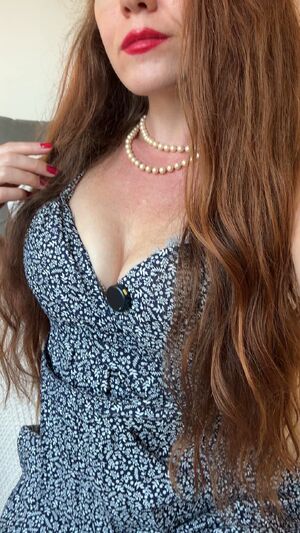 Young MILFs MILF Petite