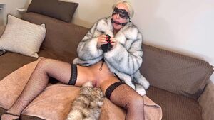 Throat Fingering Deepthroat Dirty Blonde Gag Reflex