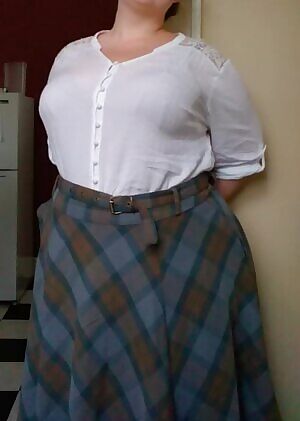 ♬ I feel pretty, oh so pretty! ♬