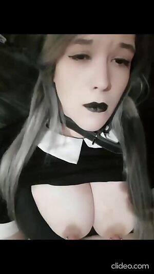 Ahegao princess in training~