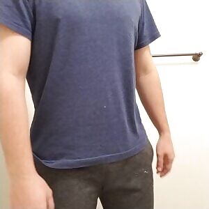 My biggest kinks are bets/challenges, so this NNN is making me desperately horny.