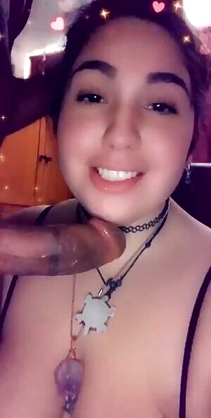 Giving my favorite redditor late night head😊❤