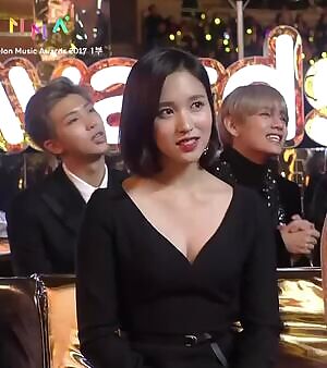 TWICE - Mina