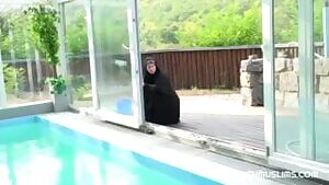 Muslim Horny Hijab Step Mom Loves My Cock