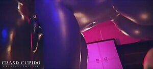 Queen Nualia Deep Anal Close Bulge Angle