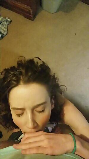 i think i look kinda cute with a dick in my mouth