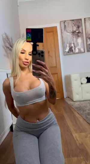 Do my leggings make me irresistible?