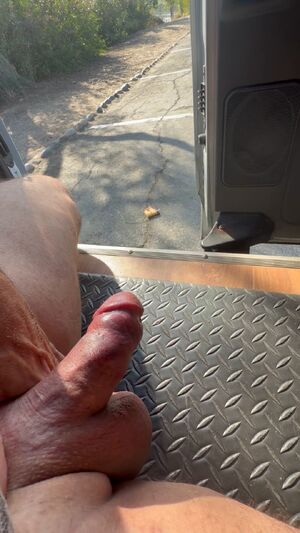Amateur Masturbating Public Solo
