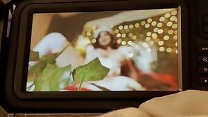 This is what happens when I look at juicy dick pics on my OnlyFans page before shooting my patreon video... 😌