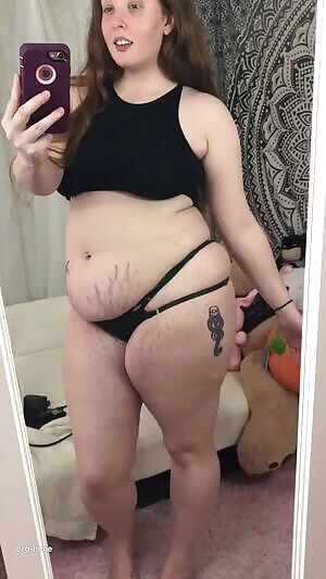 Feeling bloated after a gain shake chug ~