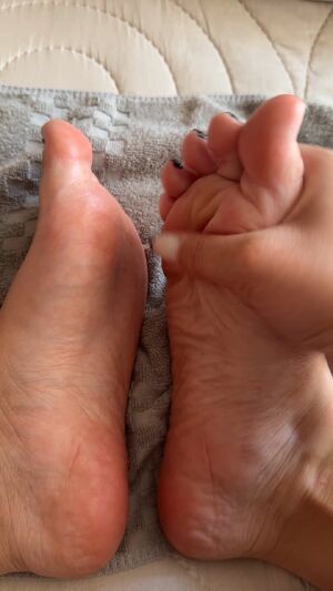 Ankle Socks Feet Nails Pretty_Little_Rave_Feet Soles