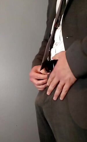 Open wide for a quarterly bonus