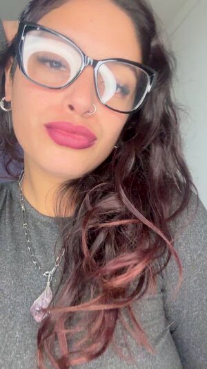 Seductive Amateur Fetish Lips Lipstick