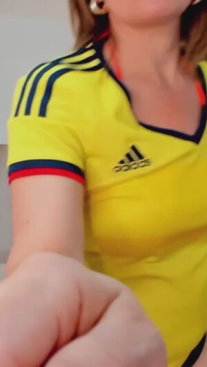 Tik Tok Ass Boobs Curvy Homemade