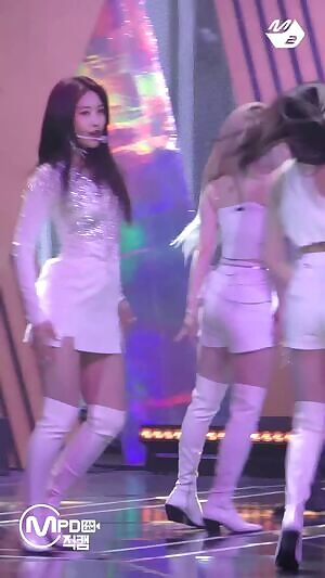 EVERGLOW - Sihyeon