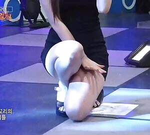 Dalshabet - Serri ft Woohee