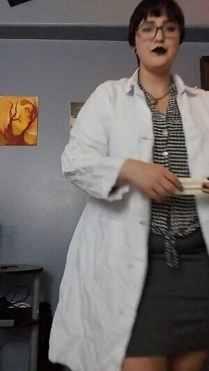 I've got a kink for your kinks and trying new things, so let me get off to your fetish in a custom eo!