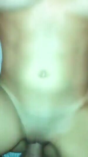 22 Horny af. Come to play with me babes, add me on snap: sexyem9