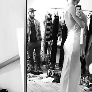 Dove Cameron pokies.