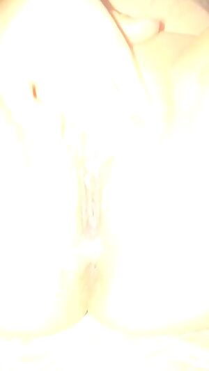 I made him watch as i made myself cum