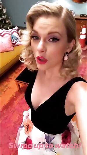 Taylor Swift giving us the view she knows we want.